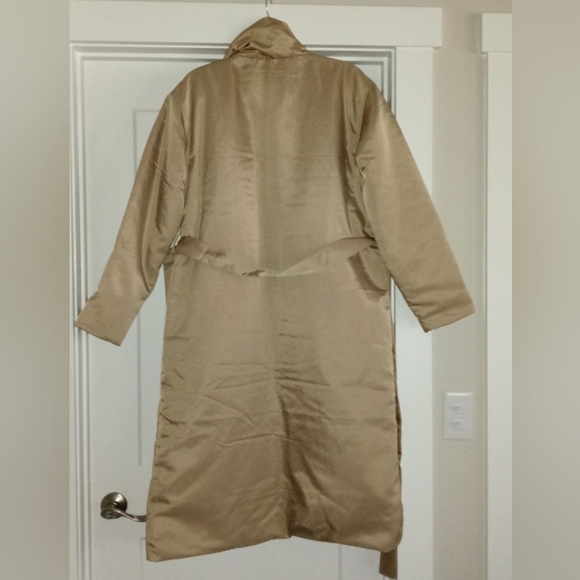 Puffer Coat - Picture 4 of 4